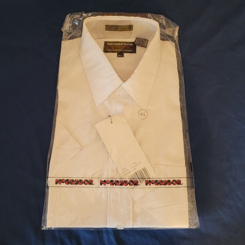McGregor Men's Classic White Short Sleeve Dress Shirt Size 16 1/2 Vintage NEW